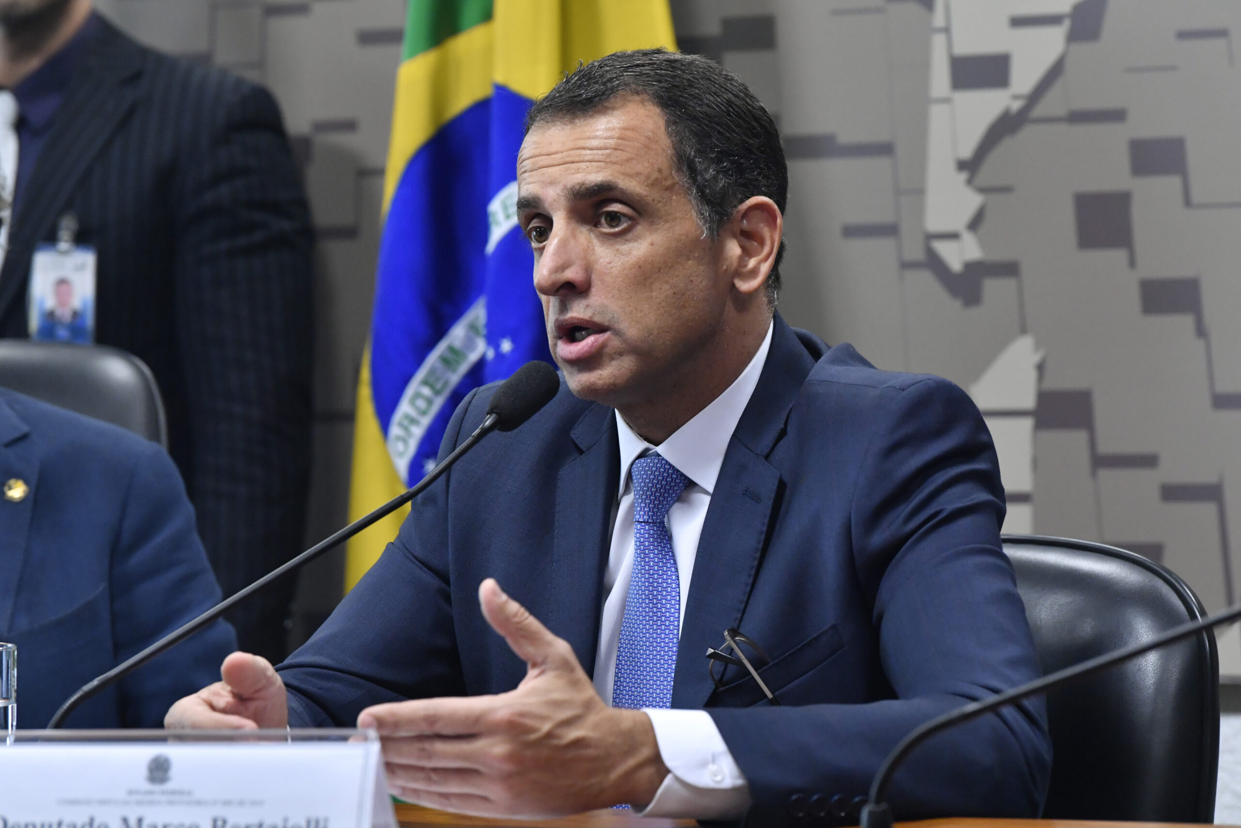 Comissão especial adia, mais uma vez, votação do Estatuto do Aprendiz