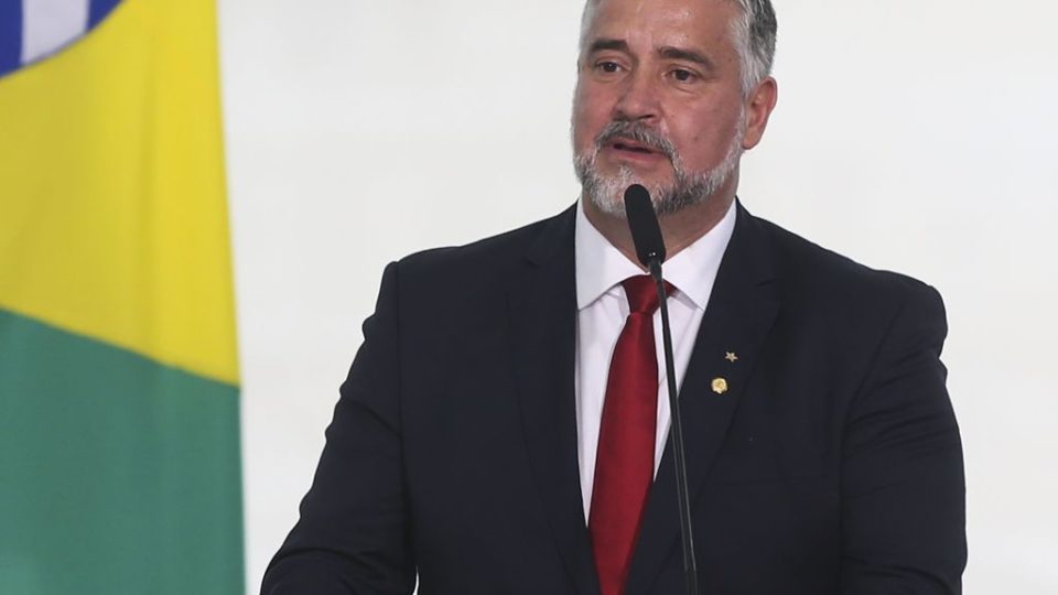 Novo ministro da Secom promete combate à desinformação e controle da internet