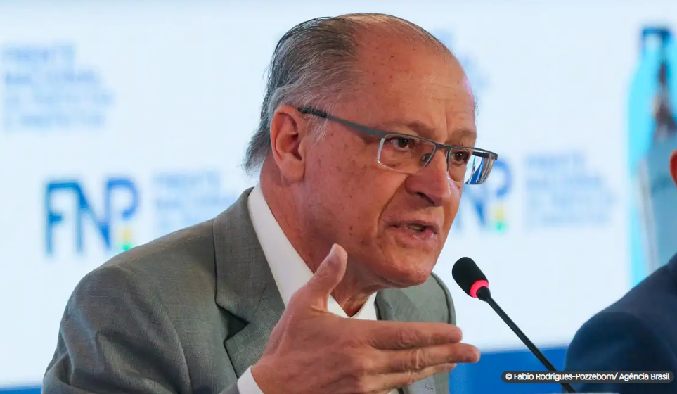 Após veto do Governo, Alckmin defende alternativa para desonerar folha de pagamento