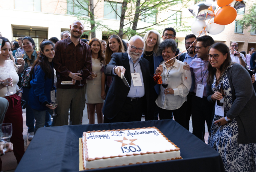 Quase mil pessoas de 74 países participam do ISOJ em seu 25º aniversário para discutir o futuro do jornalismo