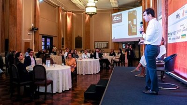 Trajetória do Jornal do Comércio é tema do Bom Dia Associado