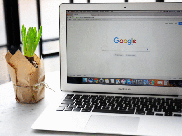 Google lança ferramenta que permite ao usuário escolher quais veículos de imprensa aparecem com mais destaque