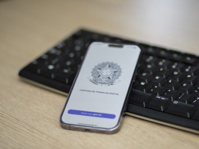 Brasil tem recorde de 49 milhões de empregos formais