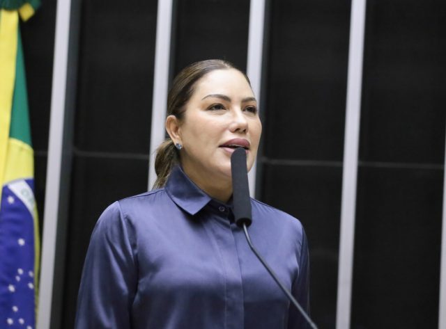 Comissão aprova projeto que amplia requisitos para concessão do selo Empresa Amiga da Mulher