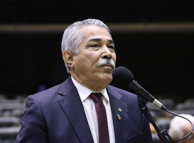 Comissão discute criação de núcleos de mediação de conflitos trabalhistas