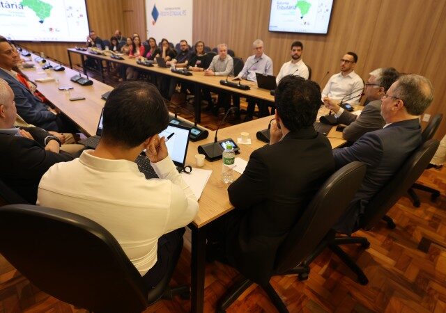 Secretaria da Fazenda promove encontro com grupo de empresas para alinhar avanços da implementação da reforma tributária