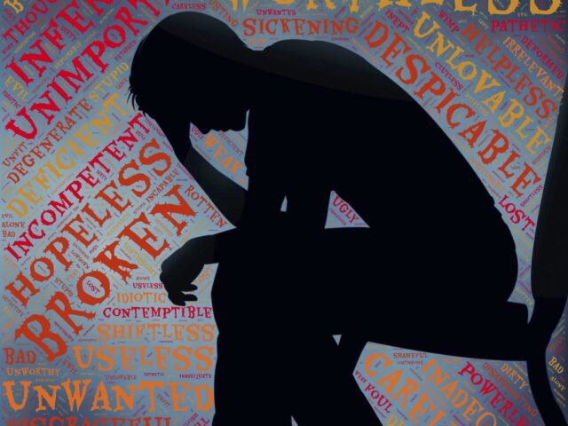 Riscos psicossociais no trabalho geram 5 mil ações na justiça e nova NR-1 impulsiona fiscalização