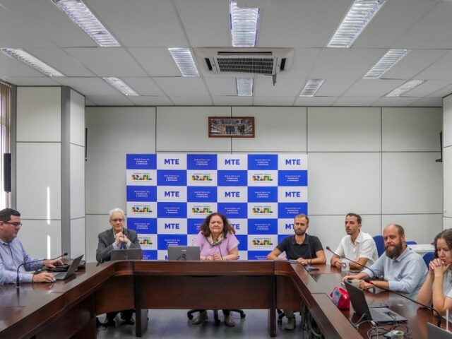 MTE apresenta projeto sobre impactos da inteligência artificial nas ocupações brasileiras